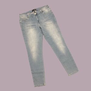 1822 Denim Jeans